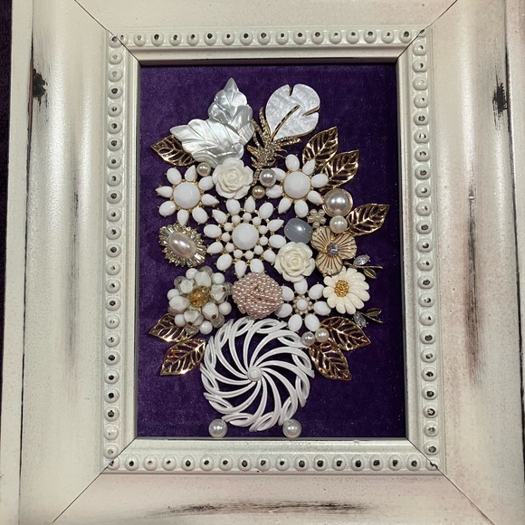 ORIGINAL JEWELRY ART COLLAGE. UNIQUE HANDMADE OOAK GIFT 💝 IDEA. IN CREAM/PURPLE - Picture 16 of 16